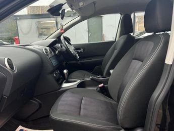 NISSAN QASHQAI 1.6 Acenta CVT 2WD Euro 5 5dr