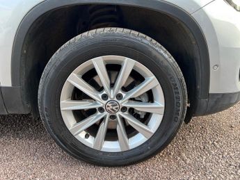 VOLKSWAGEN TIGUAN 2.0 TDI BlueMotion Tech SE