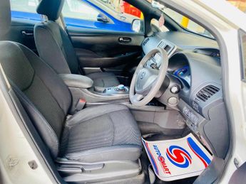 NISSAN LEAF 24kWh Visia Auto 5dr