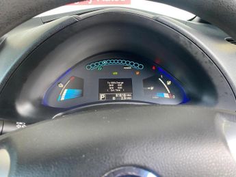 NISSAN LEAF 24kWh Visia Auto 5dr