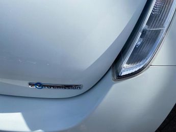 NISSAN LEAF 24kWh Visia Auto 5dr