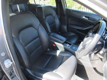 MERCEDES-BENZ A CLASS 1.6 A200 Sport Edition 7G-DCT Euro 6 (s/s) 5dr