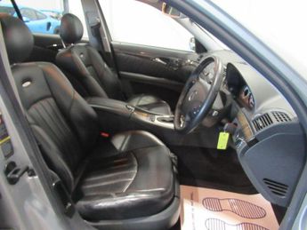MERCEDES-BENZ E CLASS 5.4 E55 AMG 4dr