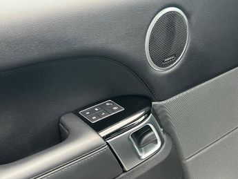 LAND ROVER RANGE ROVER SPORT 3.0 SD V6 HSE