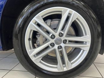 AUDI Q5 2.0 TDI 40 S line S Tronic quattro Euro 6 (s/s) 5dr