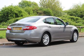 INFINITI Q70 3.5 h V6 GT Premium