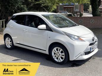 Toyota AYGO 1.0 VVT-i x-pure