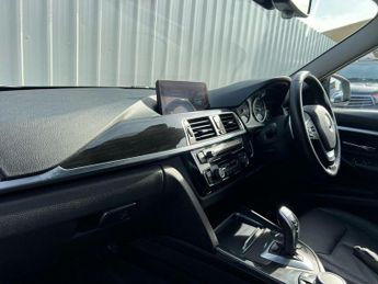 BMW 3 SERIES 3.0 330d Luxury Auto Euro 6 (s/s) 4dr