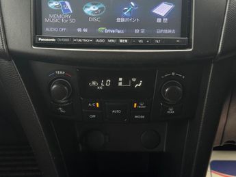 SUZUKI SWIFT 1.2 SZ4 Auto Euro 5 5dr