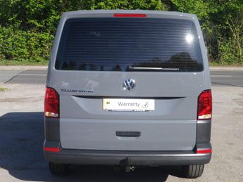 VOLKSWAGEN TRANSPORTER 2.0 TDI T32 Kombi Startline DSG Auto with VW Towbar in Pure Grey