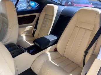 BENTLEY CONTINENTAL 6.0 GT