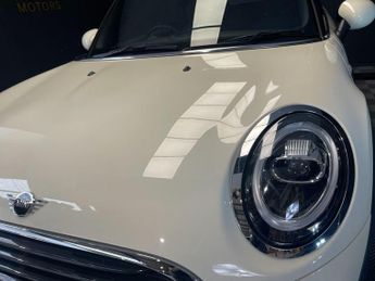 MINI CONVERTIBLE 1.5 Cooper Convertible