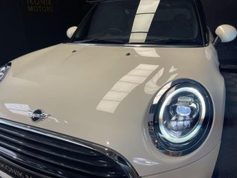 MINI CONVERTIBLE 1.5 Cooper Convertible