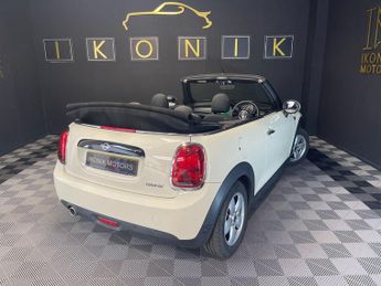 MINI CONVERTIBLE 1.5 Cooper Convertible