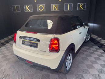 MINI CONVERTIBLE 1.5 Cooper Convertible