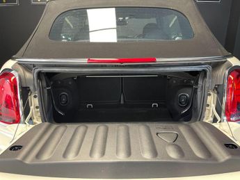 MINI CONVERTIBLE 1.5 Cooper Convertible