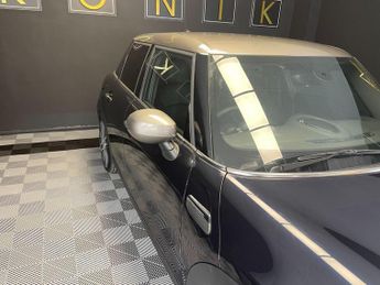 MINI HATCH 1.5 5-Door Hatch Cooper Exclusive