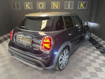 MINI HATCH 1.5 5-Door Hatch Cooper Exclusive