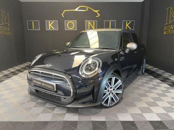 MINI HATCH 1.5 5-Door Hatch Cooper Exclusive