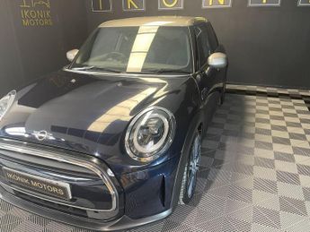 MINI HATCH 1.5 5-Door Hatch Cooper Exclusive