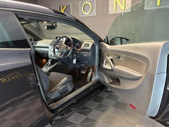 VOLKSWAGEN SCIROCCO 2.0 TSI BlueMotion Tech GT DSG