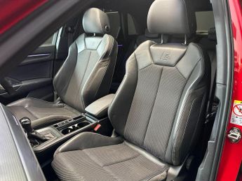 AUDI Q3 2.0 TFSI 40 S line