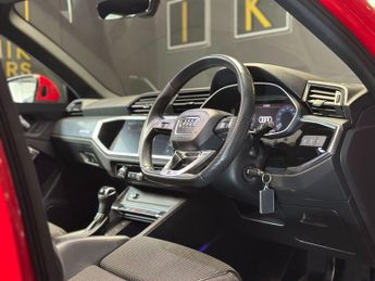 AUDI Q3 2.0 TFSI 40 S line
