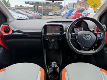 TOYOTA AYGO 1.0 VVT-i x-cite Euro 5 5dr Euro 5