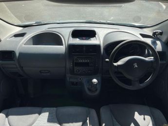 PEUGEOT EXPERT 2.0 HDi Professional