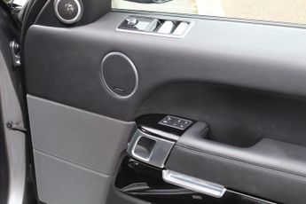 LAND ROVER RANGE ROVER SPORT 5.0 P525 V8 Autobiography Dynamic