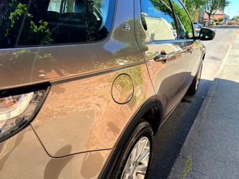 LAND ROVER DISCOVERY SPORT 2.0 TD4 SE Tech