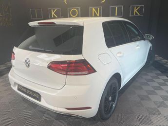 VOLKSWAGEN GOLF 1.0 TSI Match