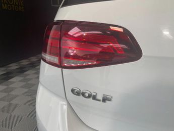 VOLKSWAGEN GOLF 1.0 TSI Match