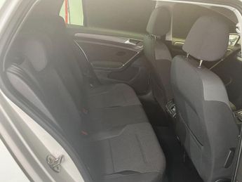 VOLKSWAGEN GOLF 1.0 TSI Match
