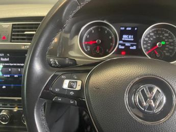 VOLKSWAGEN GOLF 1.0 TSI Match