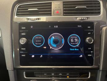 VOLKSWAGEN GOLF 1.0 TSI Match