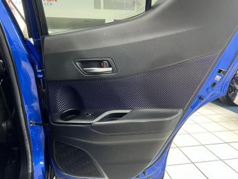 TOYOTA C-HR 1.8 VVT-h Dynamic CVT Euro 6 (s/s) 5dr