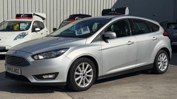 Ford Focus 1.0 T EcoBoost Titanium Silver 5dr LOWTAX+SATNAV+CRUISE