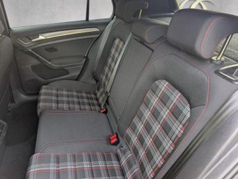 VOLKSWAGEN GOLF 2.0 TSI GTI Performance DSG Euro 6 (s/s) 5dr