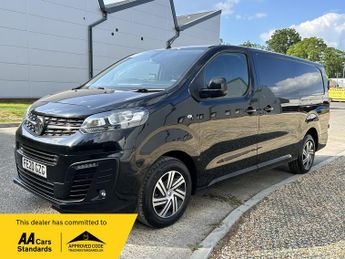 Vauxhall Vivaro 3100 2.0 D 120 Sportive L2H1