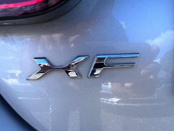 JAGUAR XF 2.2 d Luxury