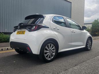 TOYOTA YARIS 1.5 VVT-h Icon E-CVT Euro 6 (s/s) 5dr