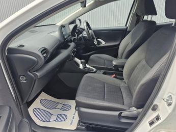 TOYOTA YARIS 1.5 VVT-h Icon E-CVT Euro 6 (s/s) 5dr