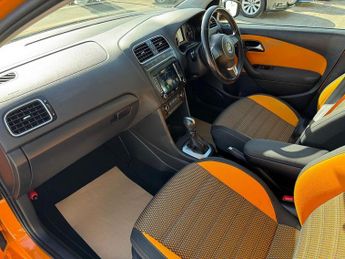 VOLKSWAGEN POLO 1.2 TSI AUTO