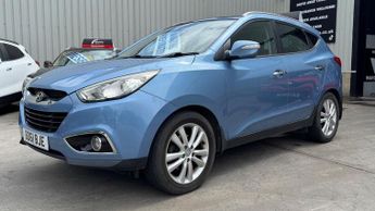 Hyundai IX35 2.0 CRDi Premium 4WD Diesel Blue PANROOF+SATNAV+10 STAMPS