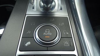 LAND ROVER RANGE ROVER SPORT 3.0 SD V6 HSE Dynamic