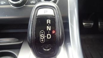 LAND ROVER RANGE ROVER SPORT 3.0 SD V6 HSE Dynamic