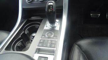 LAND ROVER RANGE ROVER SPORT 3.0 SD V6 HSE Dynamic