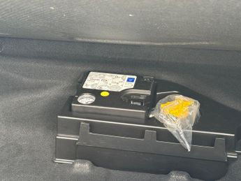 MERCEDES-BENZ CLA 1.6 CLA180 AMG Line