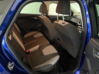 FORD FOCUS 1.0T EcoBoost Zetec Euro 5 (s/s) 5dr